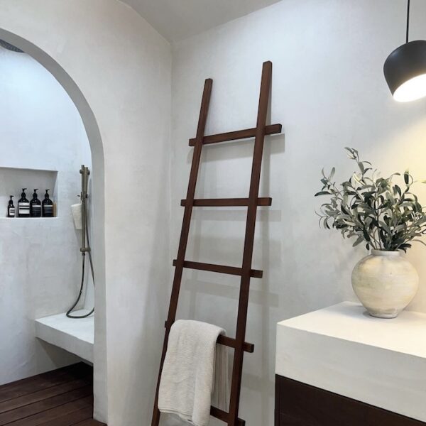 concretta fs plaster bathroom setting